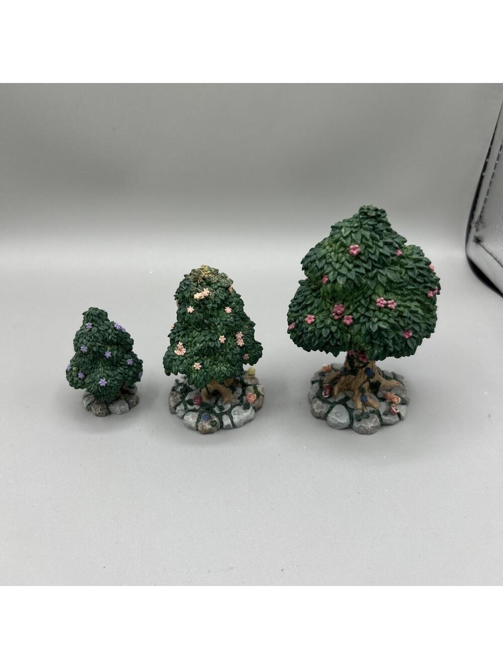 Ivy & Innocence Flower Tree Assistance Number 05192